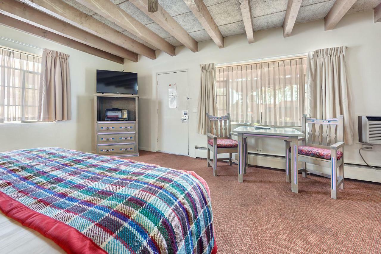 Kachina Lodge Resort And Meeting Center Taos Exteriér fotografie